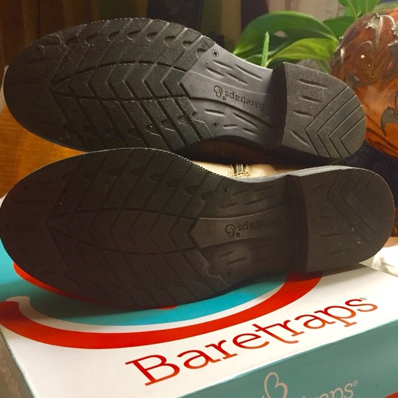 BareTraps Beige Booties Ankle Boots Sz 6.5 NWB - Picture 5 of 8